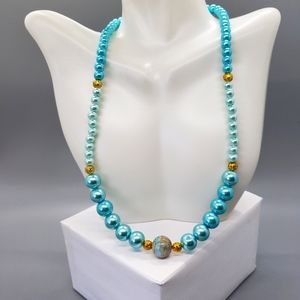 Blue pearl and natural bead necklace